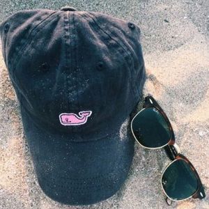 NWT Black Vineyard Vines Hat